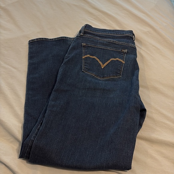Like new Levi's Blue 512 Straight Leg Jeans perfectly slimming Denim 14m - Picture 1 of 6